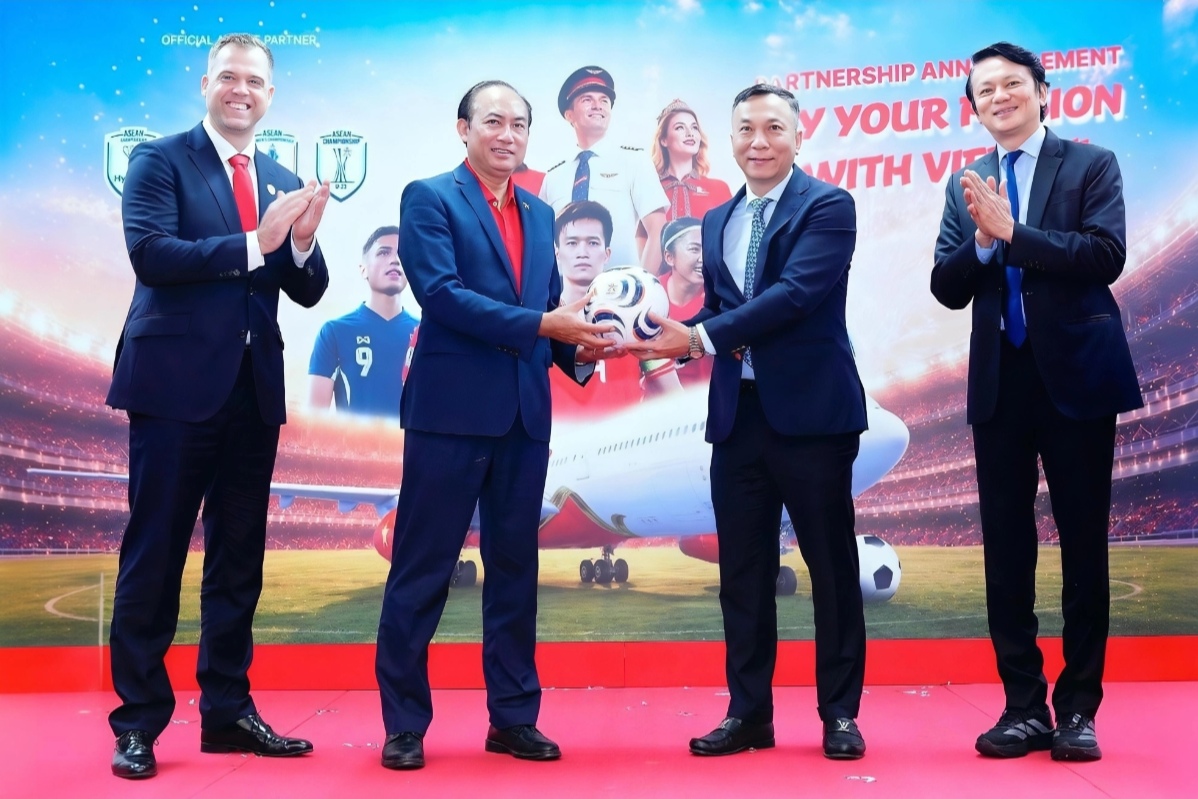 Vietjet backs ASEAN football as official airline partner