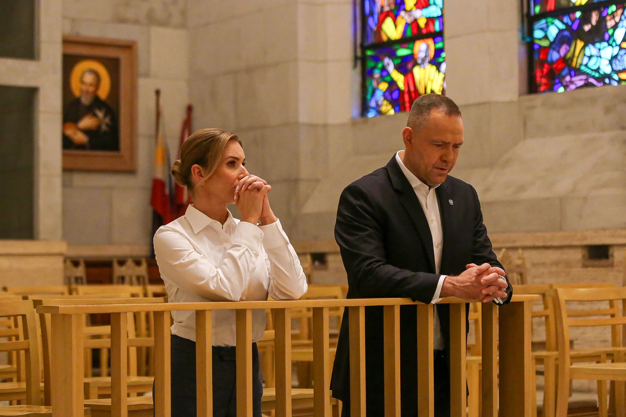 Poland and the Philippines find common ground in Catholic faith, struggles for freedom